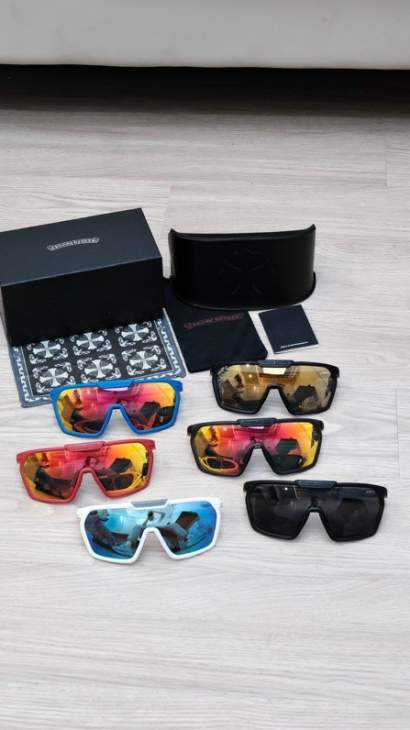 Picture of Chrome Hearts Sunglasses _SKUfw59934681fw